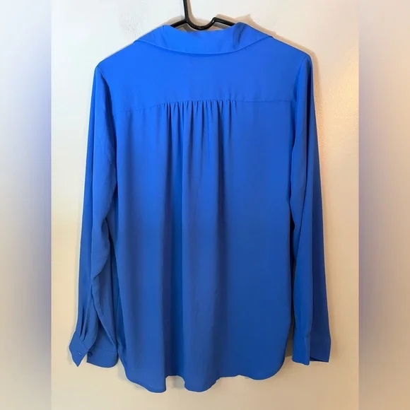 Ann Taylor Women’s Blue Camp Shirt Blouse Size M - Picture 4 of 13
